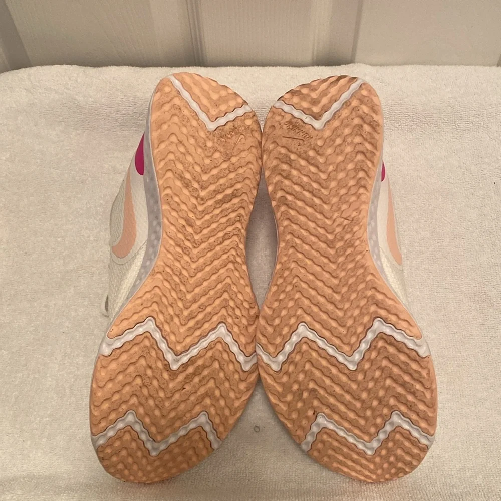 Nike Revolution White/Pink Tennis Shoes…size 10 - Picture 6 of 7